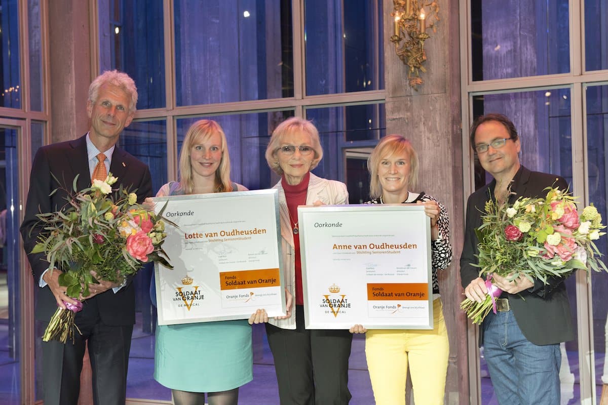 anne en lotte NOMINATIE